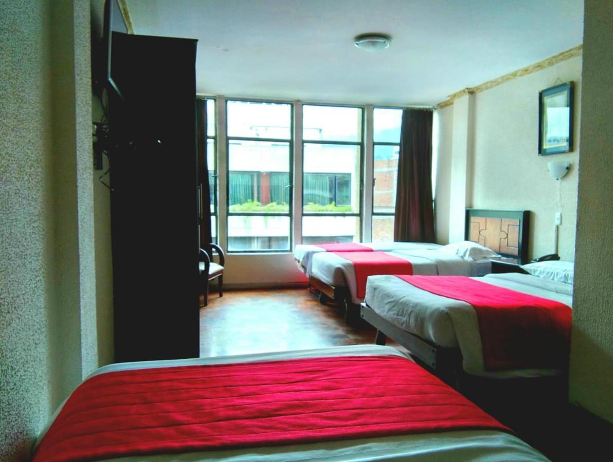 Hotel Imperial Ambato Εξωτερικό φωτογραφία