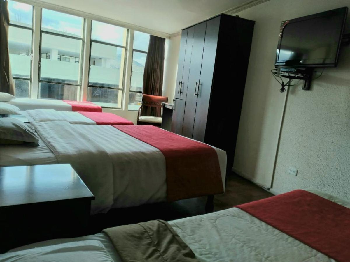 Hotel Imperial Ambato Εξωτερικό φωτογραφία