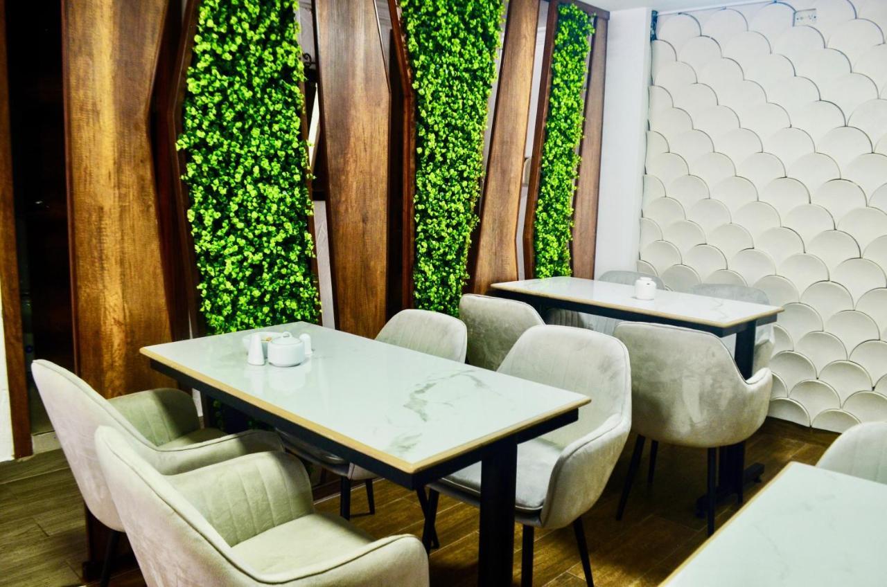 Hotel Imperial Ambato Εξωτερικό φωτογραφία