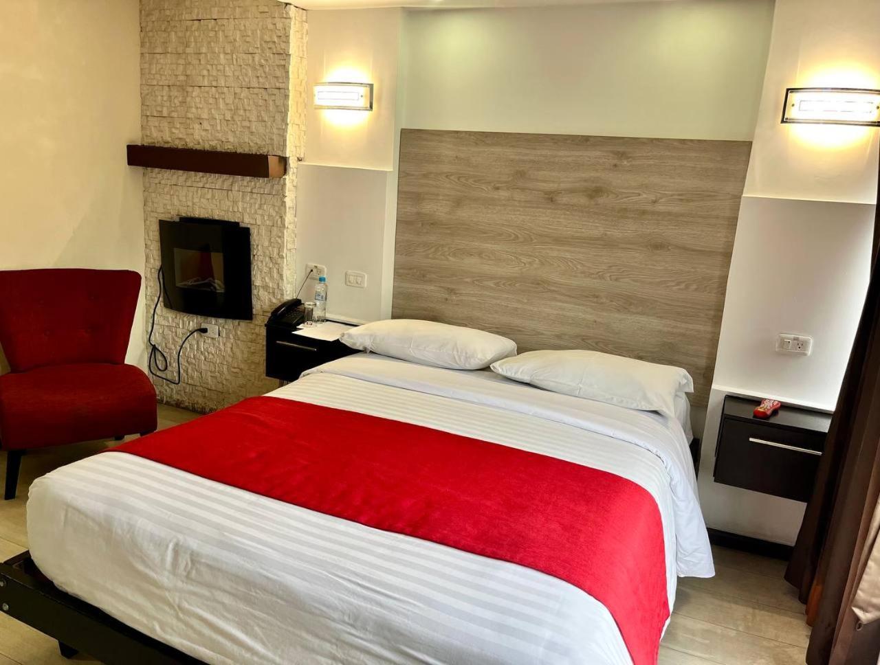 Hotel Imperial Ambato Εξωτερικό φωτογραφία