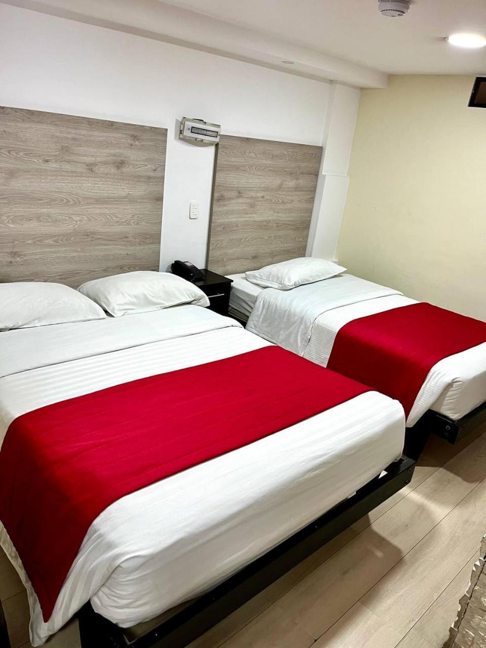 Hotel Imperial Ambato Εξωτερικό φωτογραφία