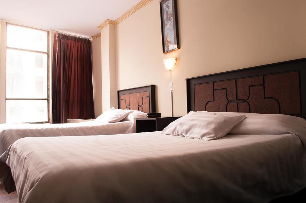Hotel Imperial Ambato Εξωτερικό φωτογραφία