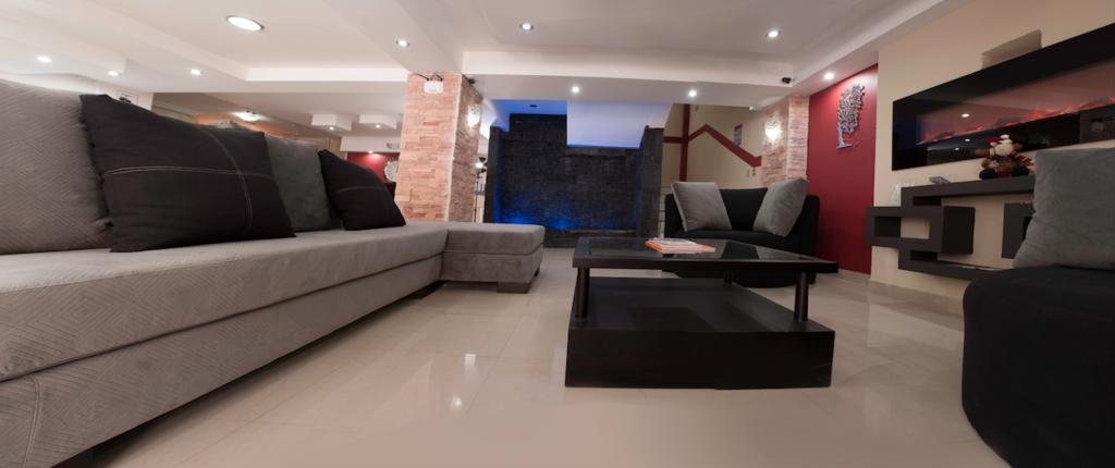 Hotel Imperial Ambato Εξωτερικό φωτογραφία