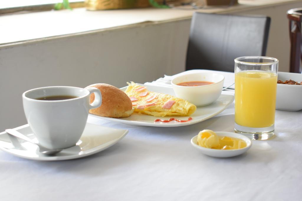 Hotel Imperial Ambato Εξωτερικό φωτογραφία