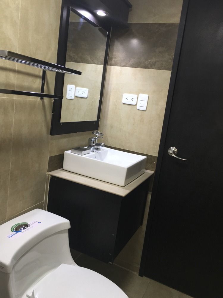 Hotel Imperial Ambato Εξωτερικό φωτογραφία