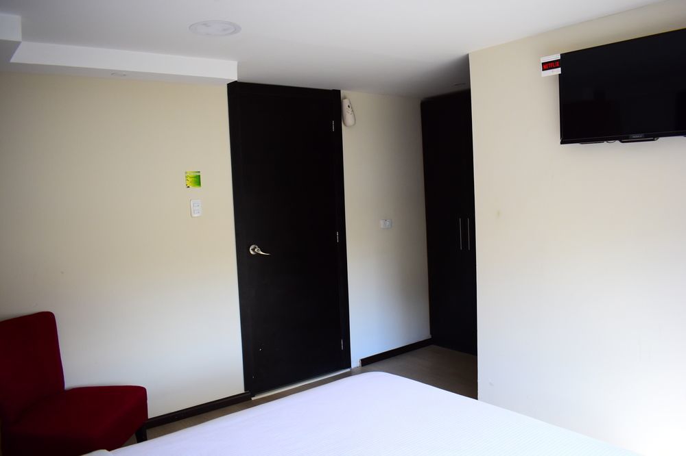 Hotel Imperial Ambato Εξωτερικό φωτογραφία